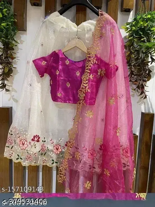 Girls lehengha choli with dupatta set