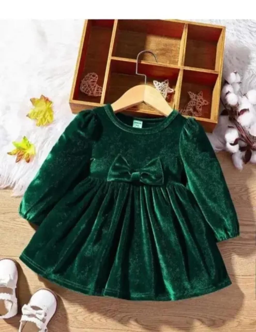 Fancy Baby Girls Green Long Sleeve Bow Ruffle Velvet Casual & Cute Dresses