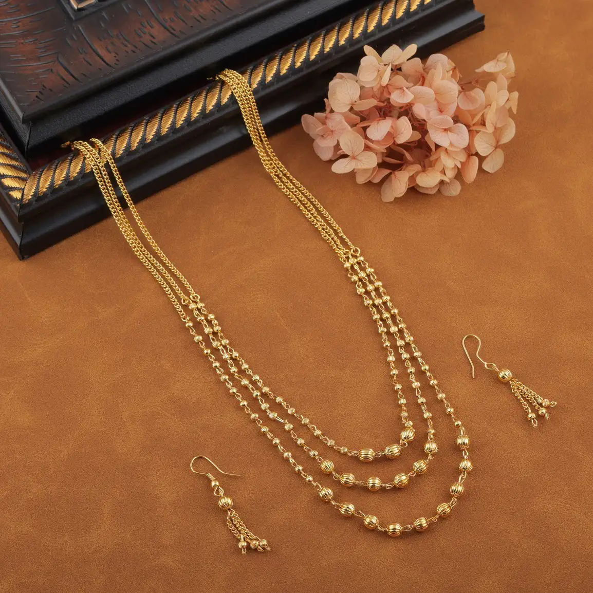 trending 3 line Gold-plated Plated Brass Necklace