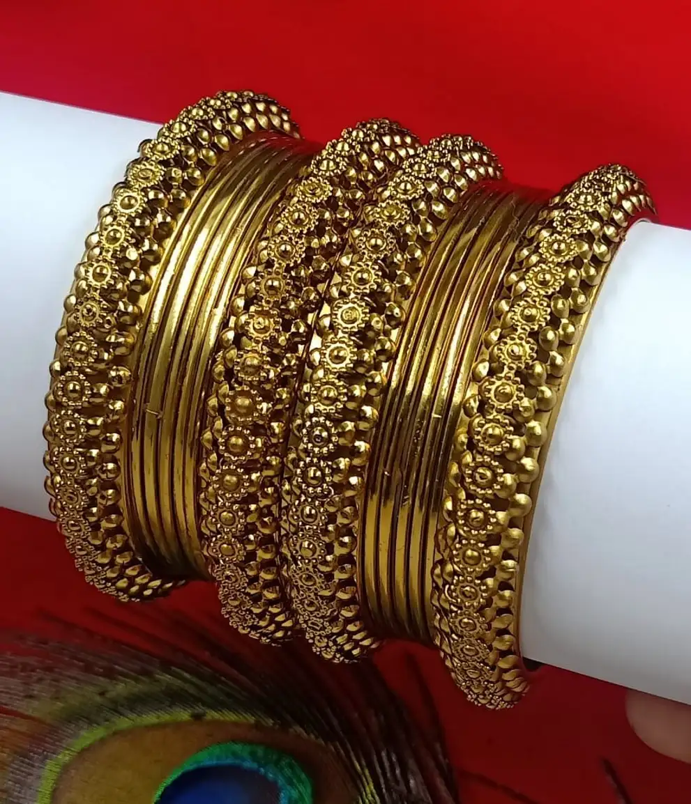 Metal Gold-plated Bangle Set (Pack of 14)