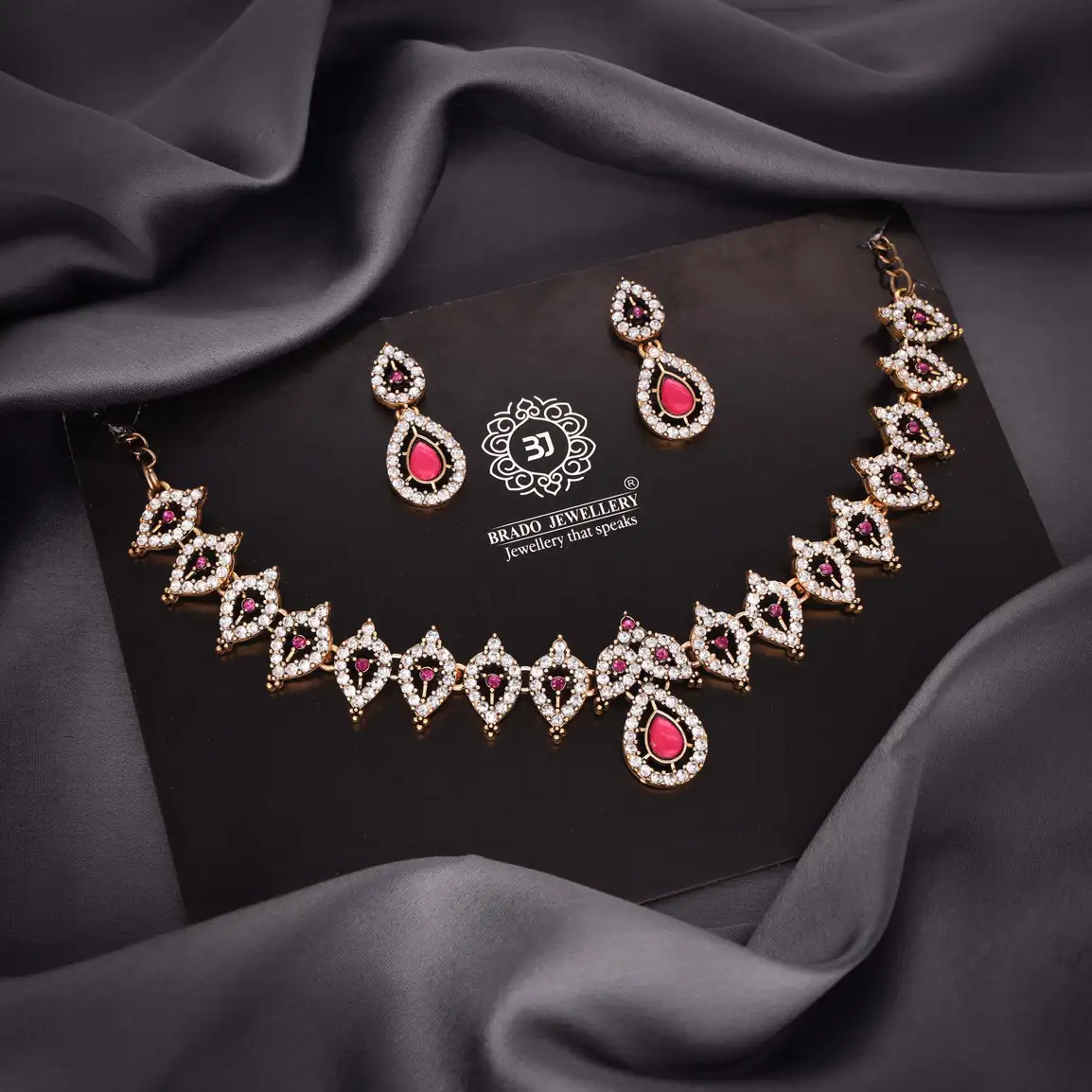 Brass Jewel Set (Gold, Pink, White)