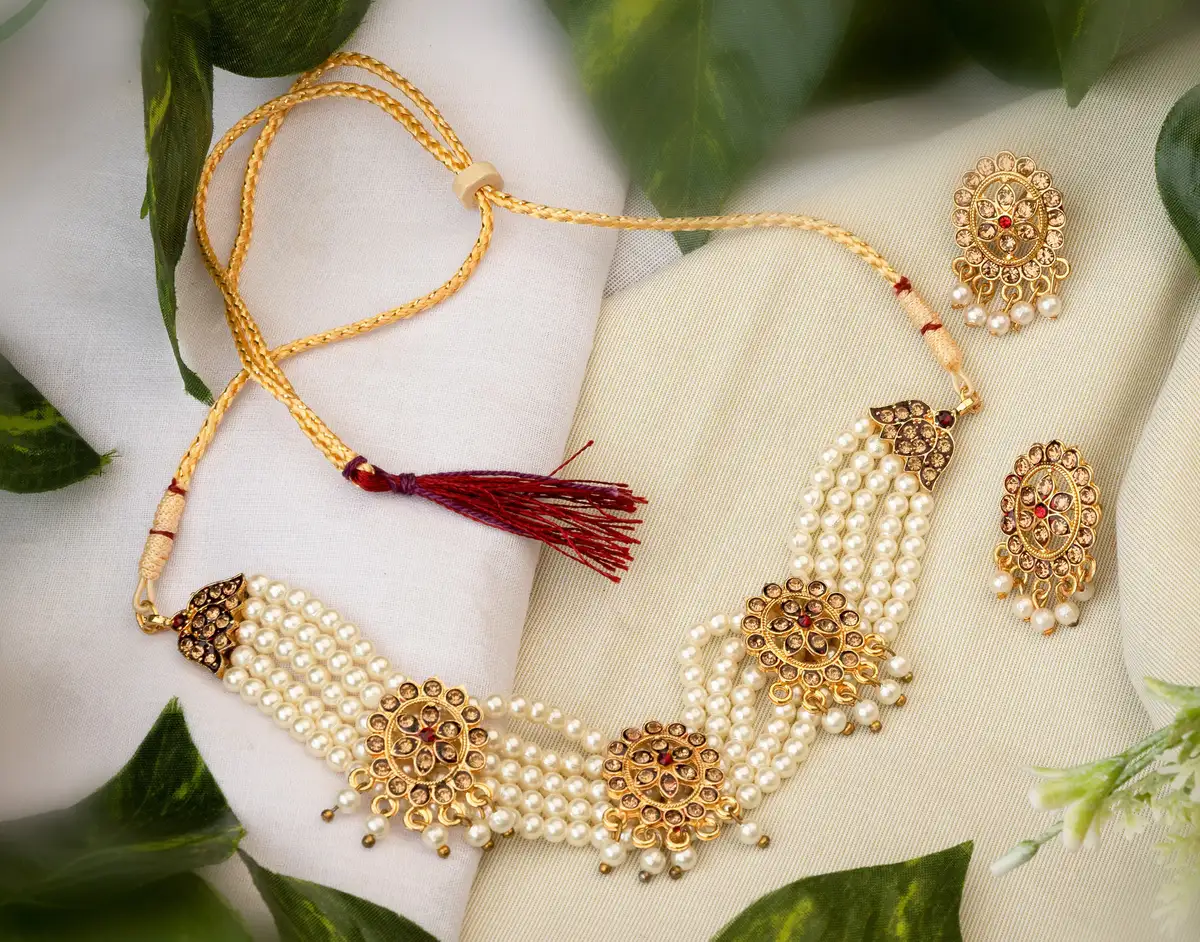 Alloy Jewel Set (Gold, White)