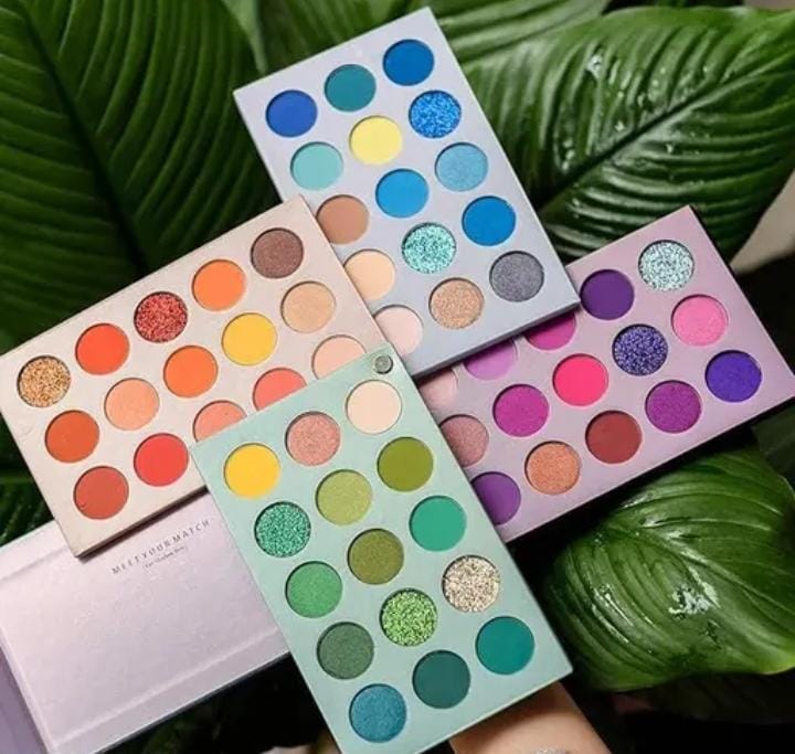 Eyeshadow Palette 60 Color Makeup Palette Highlighters Eye Make Up High Pigmented Professional Mattes & Shimmery Finish - Multicolor